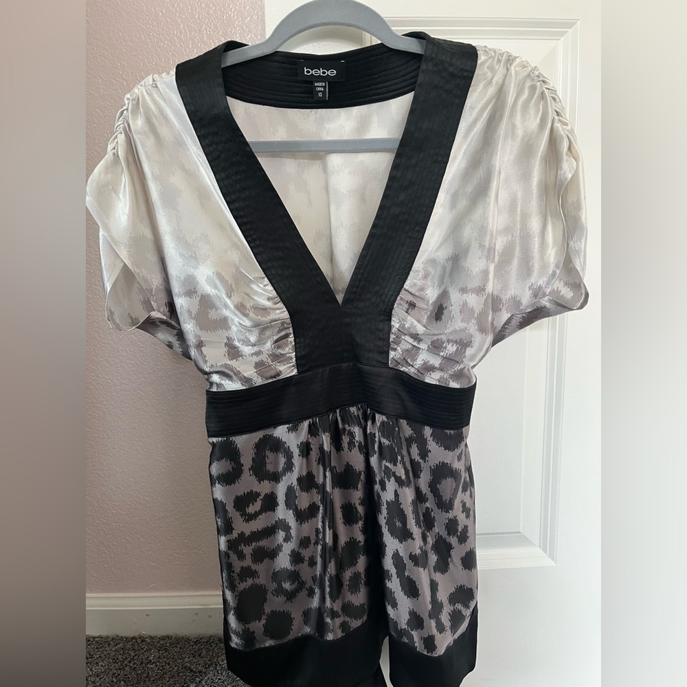 Bebe XS animal print top - Picture 1 of 3